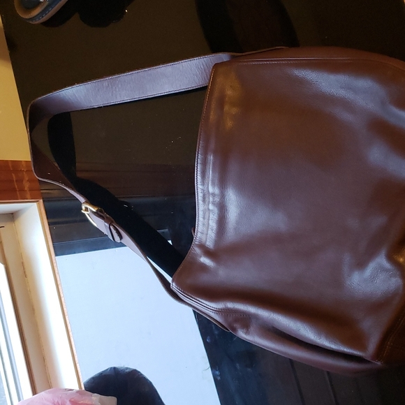 Coach Handbags - Coach leather purse